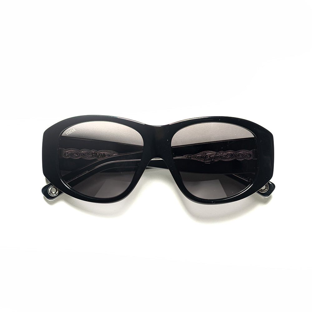 EARTHA BLACK ONYX SILVER DARK GREY